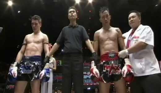 muay-thai-ko-year-2015-koty-mathias-vs-puenyai