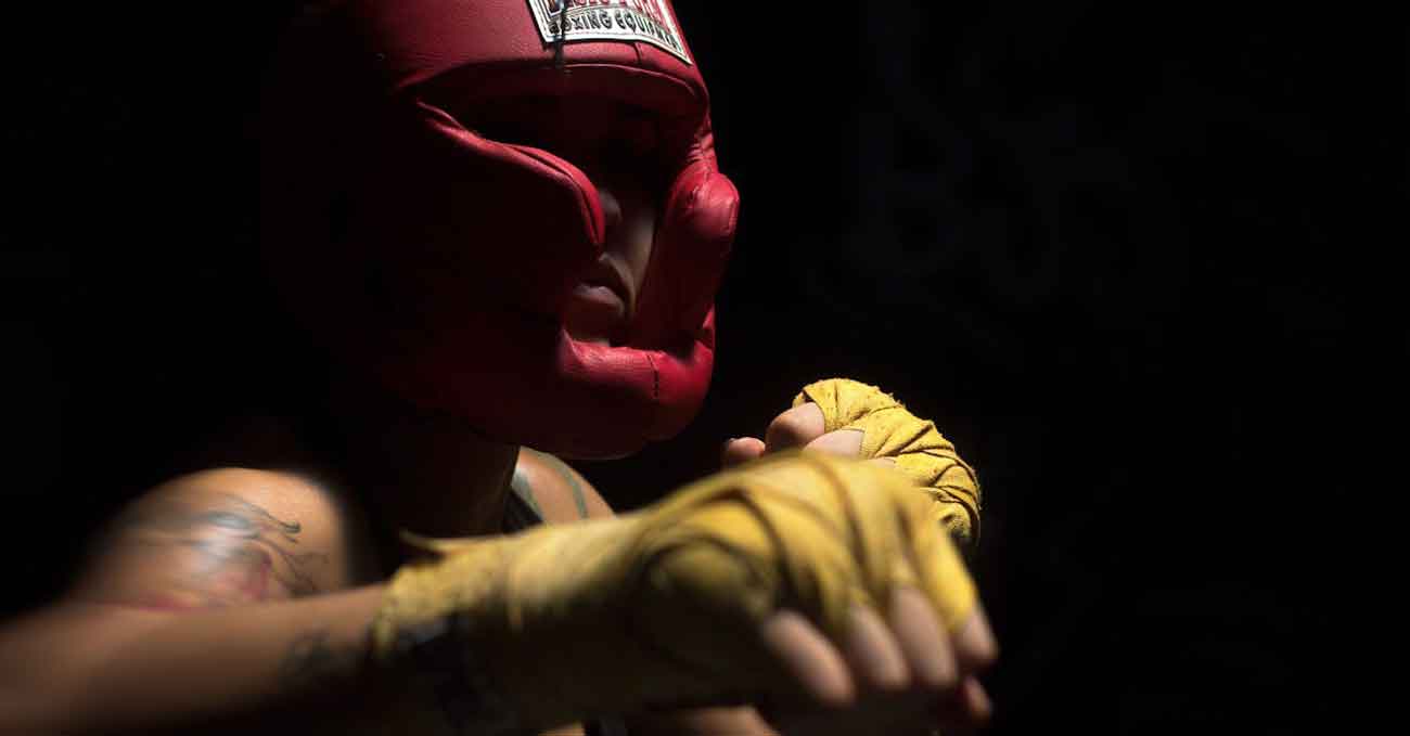 Comparing the Intensity of Boxing and Horse Racing